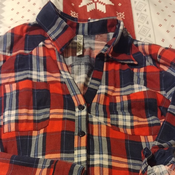 Plaid Tunic - Picture 3 of 4